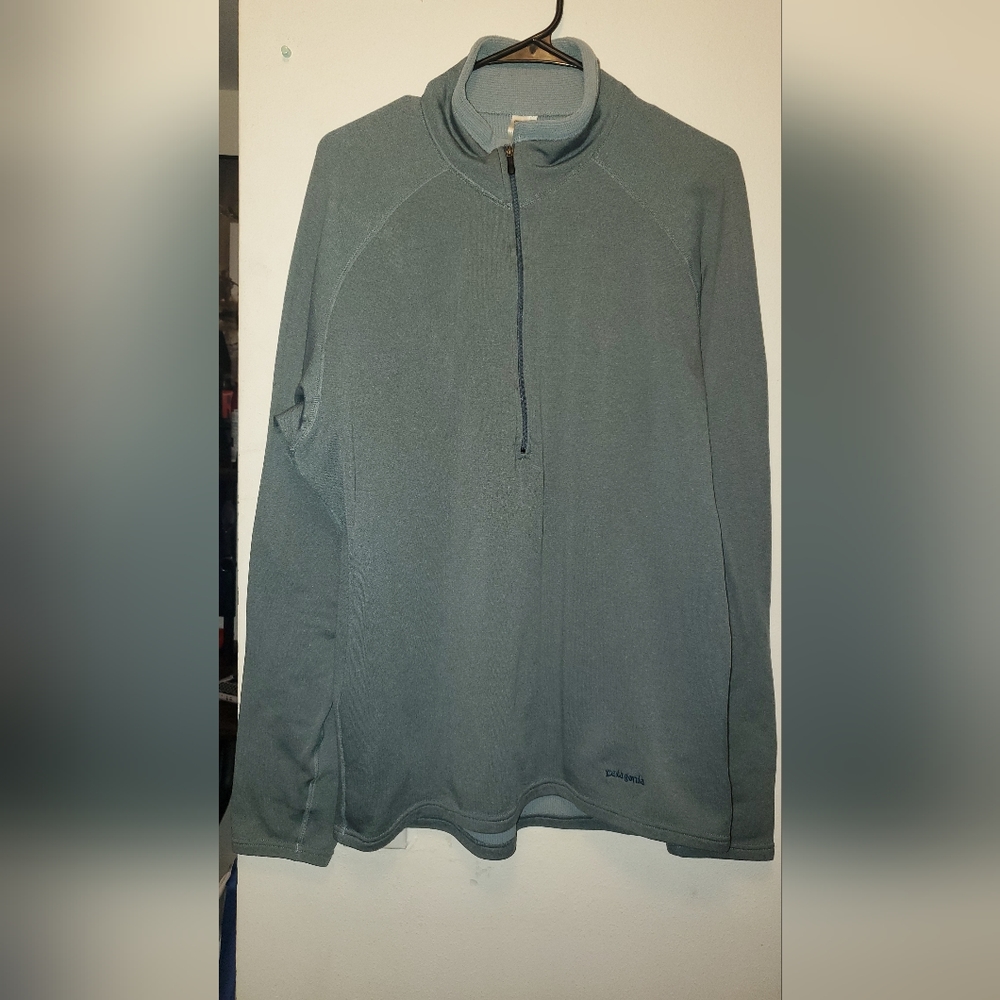 Patagonia Men Size L Long Sleeve Half Zipper Shirt